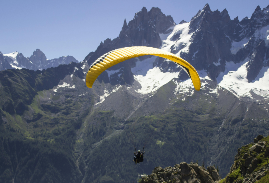Paragliding in kashmir